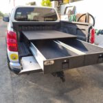 זוג מגירות מתכת (ארגז כלים) מתאים להיילקס / טריטון / די-מקס ועוד.. מידות חוץ 1380x1000x270