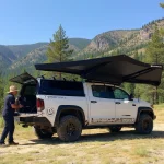 ⁦סוכך לרכב שטח OPENROAD 180° – (סוכך צד ללא רגליים)כולל תאורת לד מובנית⁩ – תמונה ⁦4⁩